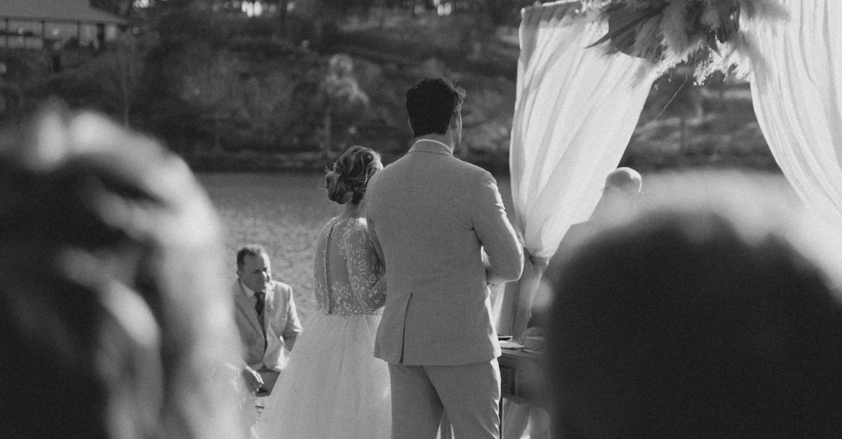 Essential Elements of a Traditional Wedding Album in Coffs Harbour