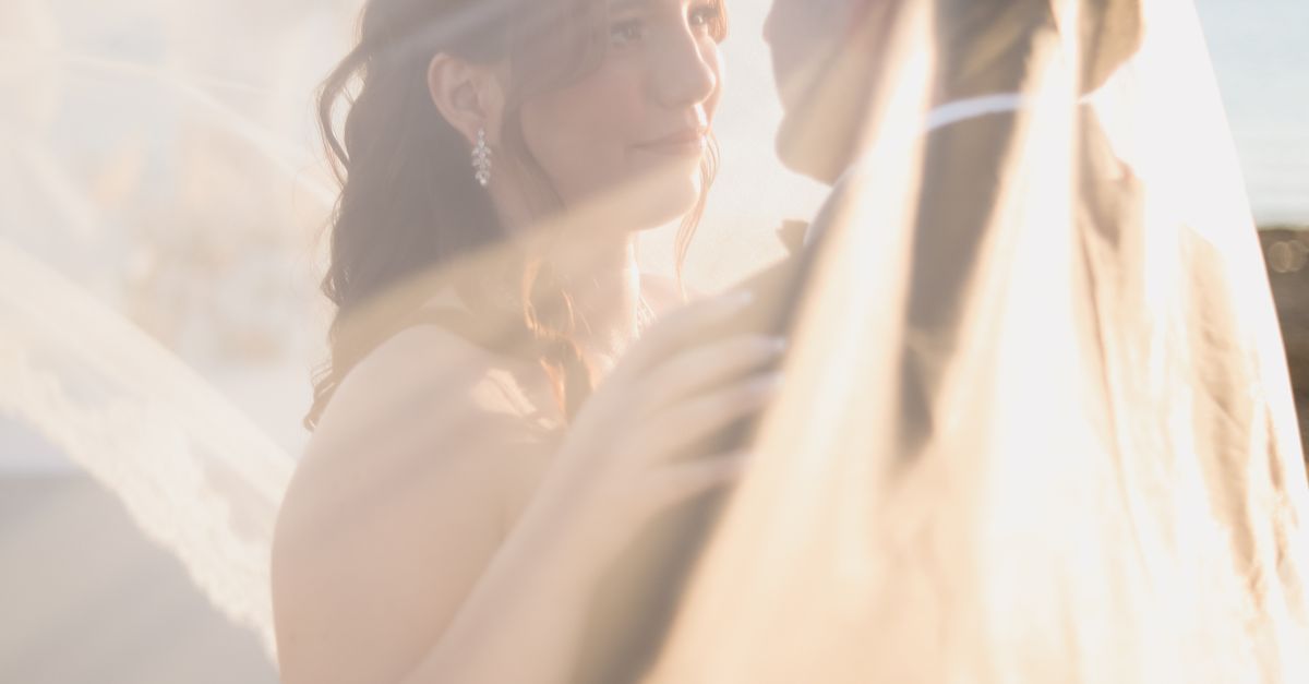 How to Evaluate Samples in a Wedding Photographer's Portfolio